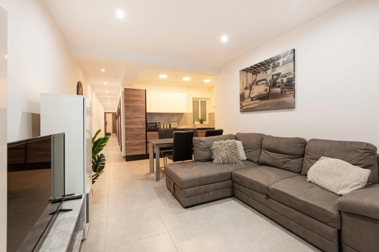 خليج سانت بول Golden Flat In San Pawl-Hosted By Sweetstay المظهر الخارجي الصورة